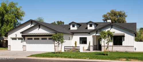 3531 34th Pl, Phoenix, AZ 85018-5754