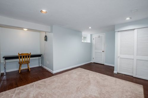 27 Fairfield St, Dedham MA 02026-1405 exterior