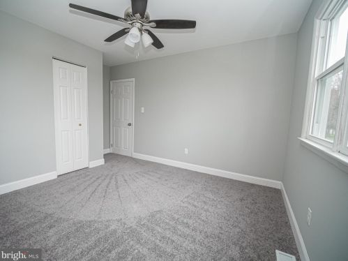 145 Crown Point Rd, West Deptford NJ  08093-1131 exterior