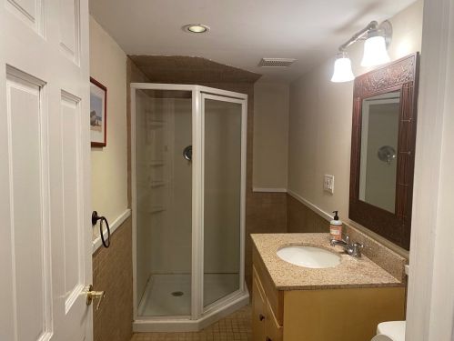 379 Cedar St, Dedham MA 02026-3221 exterior