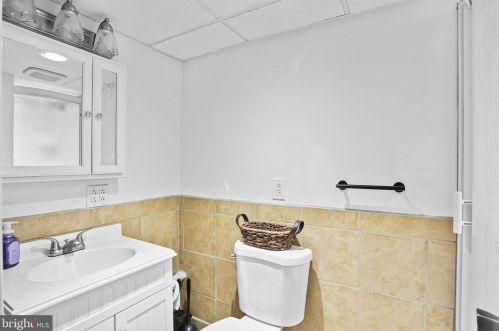 6213 Greenblade Garth, Columbia MD  21045-4218 exterior