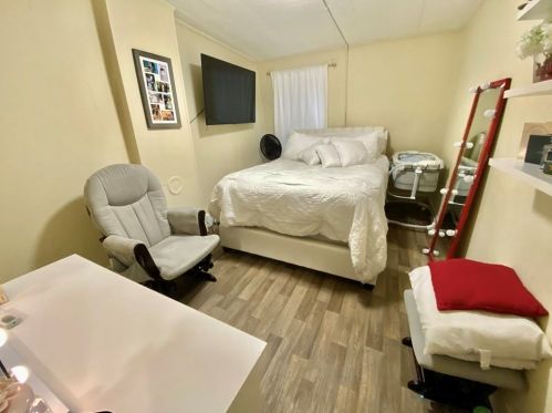 42 Summer St, Lawrence MA 01840-1718 exterior