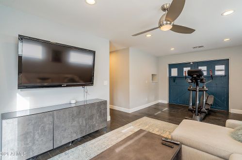 5136 2nd St, Phoenix AZ 85086-3406 exterior