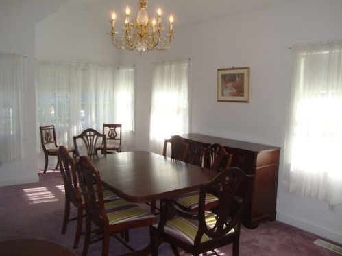 111 Valentine Rd, Arlington MA  02476-7115 exterior