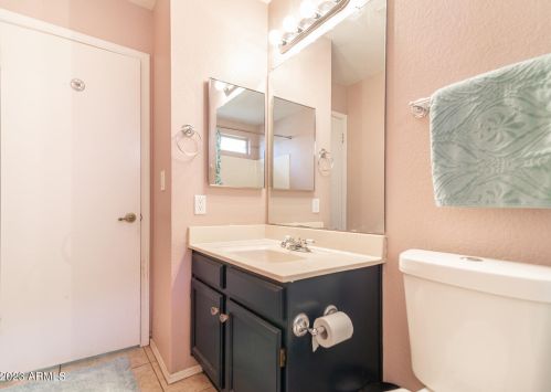 3036 Bluefield Ave, Phoenix AZ 85053-1125 exterior