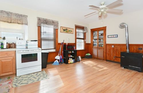 31 Benedict Rd, Worcester MA 01604-1814 exterior