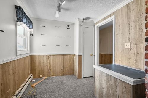 1062 Taunton Ave, Seekonk MA 02771-3111 exterior