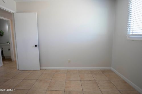 3117 65th Ave, Phoenix AZ 85033-5215 exterior