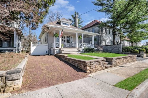 119 Pearl St, Tinton Falls NJ 07701-1522 exterior