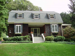 172 Carlton Rd, Newton, MA 02468-1801