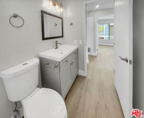 98 Remington, Irvine CA 92620-3738 exterior