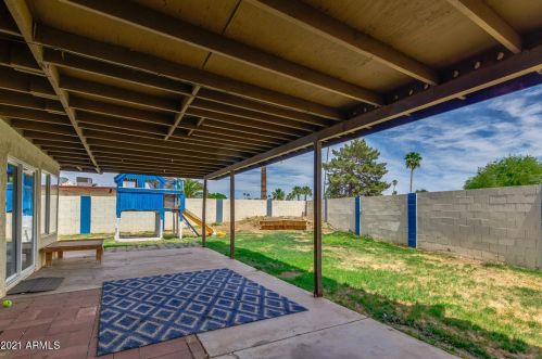 3202 Becker Ln, Phoenix AZ 85029-5140 exterior