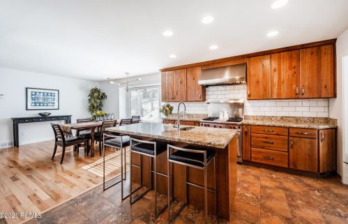 160 Parkview Dr, Park City UT 84098-5149 exterior