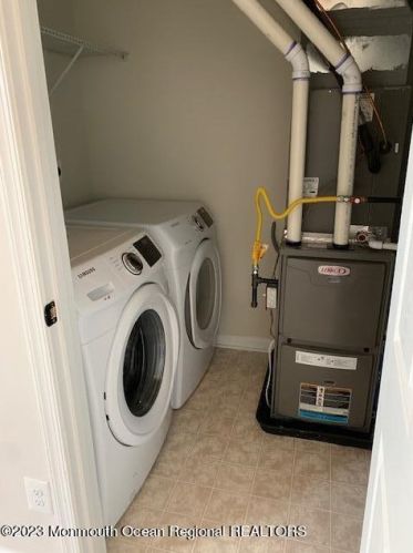 105 Waypoint Dr, Tinton Falls NJ  07724-2185 exterior