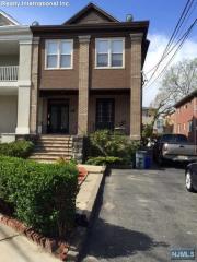 22 Cumbermeade Rd, West Fort Lee NJ  07024-4123 exterior