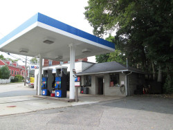 1010 Chestnut St, Newton, MA 02464-1102