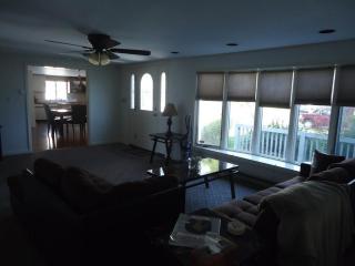 55 Bayview Ave, Fairhaven MA  02719-1801 exterior