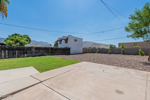 2340 12 St, Phoenix AZ 85086-9300 exterior