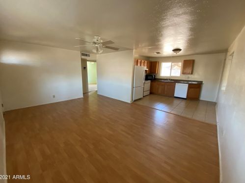 19007 28th St, Phoenix, AZ 85050-2519