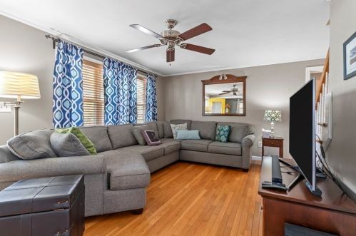 267 Chavenson St, Fall River MA 02723-2701 exterior