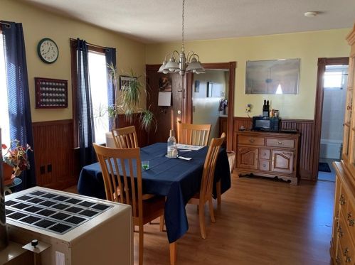 129 Bates, New Bedford MA 02745-6009 exterior