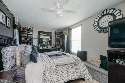 149 Villa Knl Ct, Erial NJ 08081-2924 exterior