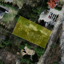 21 Studio Rd, Newton MA 02466-2808 aerial view