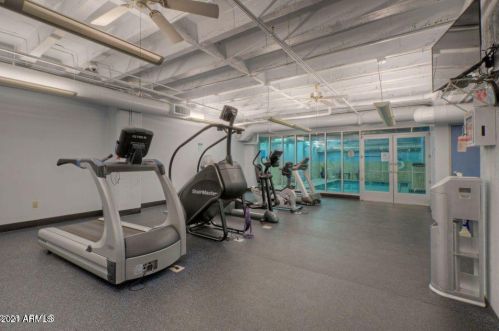 114 Adams St, Phoenix AZ 85003-0604 exterior