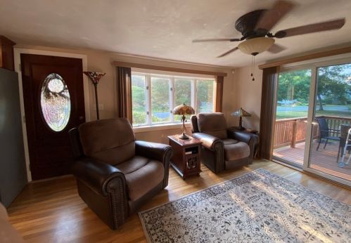 5 Stephens Ave, Wareham MA  02571-1923 exterior