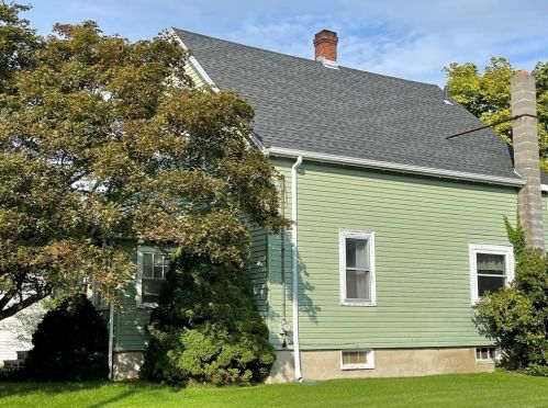 24 Hampden Ave, Burlington MA  01803-4325 exterior