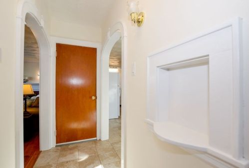 85 Caswell St, New Bedford MA 02745-2702 exterior