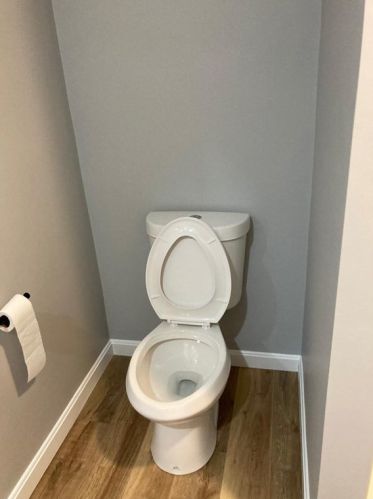 30 Windsor St, Worcester MA 01605-3732 exterior