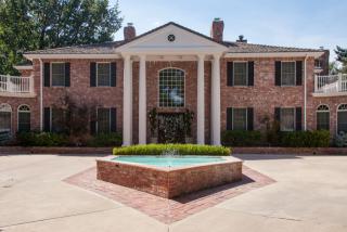 4901 Franklin St, Englewood, CO 80113-7032