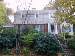 15 Dexter Rd, Newton, MA 02460-2317