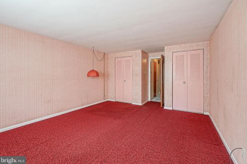 616 Chestnut Ave, West Deptford NJ 08097-1604 exterior