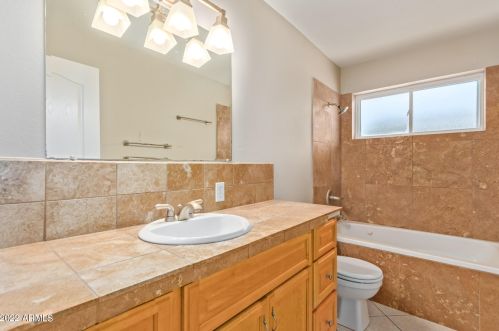 1308 Butler Dr, Phoenix AZ 85051-4650 exterior