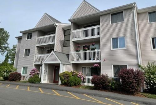 15 Bower Rd, Quincy MA  02169-8138 exterior