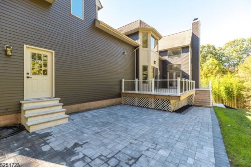 2 Kelsey Farm Rd, Milford NJ 08848-2164 exterior