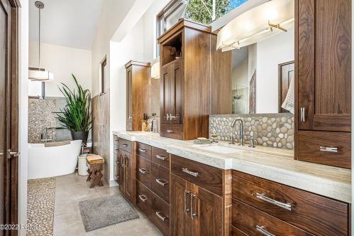 1995 Kidd Cir, Park City UT 84098-8512 exterior