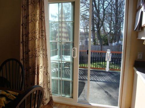 19 Metropolitan Park Ave, Seekonk MA 02771-4208 exterior