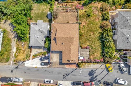 1973 Placer Dr, San Leandro CA  94578-1336 exterior