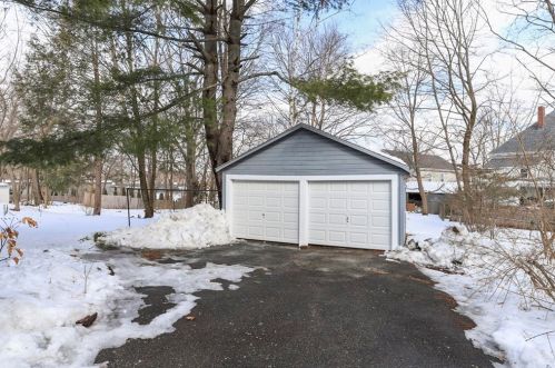 29 Fairview St, Dedham MA 02026-3254 exterior