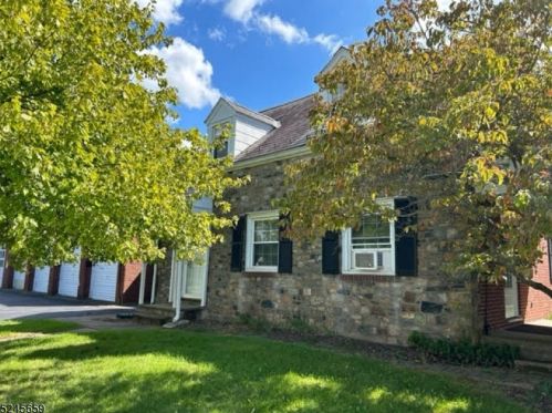 714 Milford Warren Glen Rd, Milford NJ  08848-1647 exterior