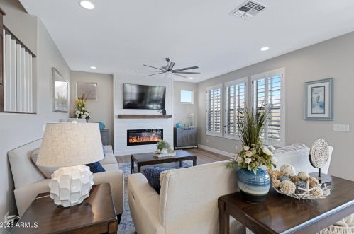 840 Ashurst Dr, Phoenix AZ  85048-2028 exterior