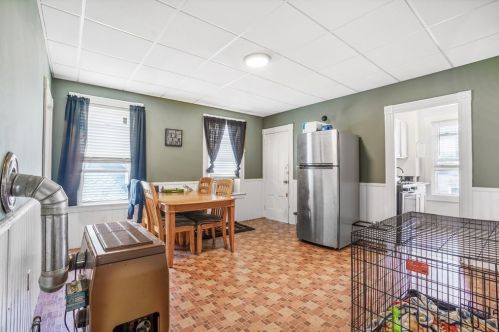 214 Cambridge St, Fall River MA 02721-2665 exterior