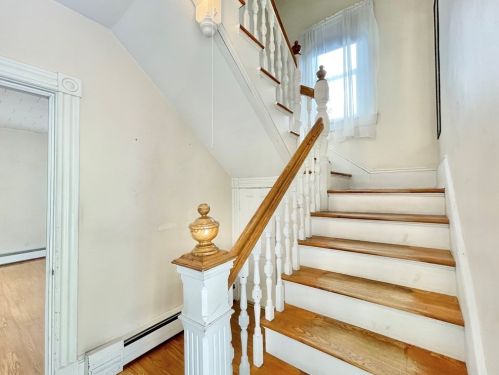 646 Pequoig Ave, Royalston MA 01331-1502 exterior