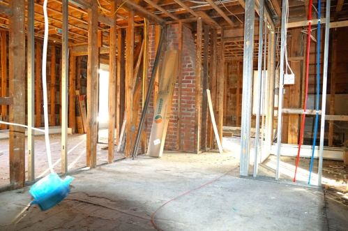 325 Ctr St, West Bridgewater MA 02379-1624 exterior