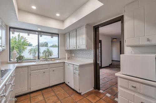 3007 Clarendon Ave, Phoenix AZ  85016-7014 exterior