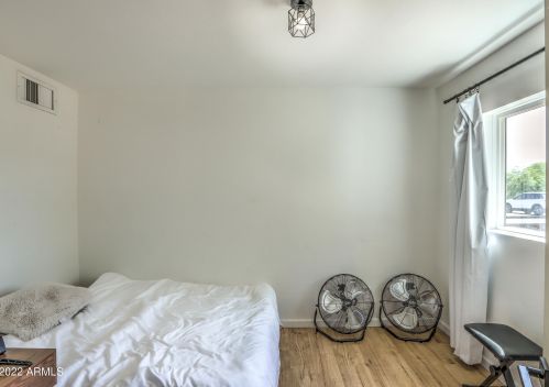 1819 45th St, Phoenix AZ 85032-2387 exterior