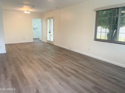 58 Encanto Blvd, Phoenix AZ  85003-1109 exterior